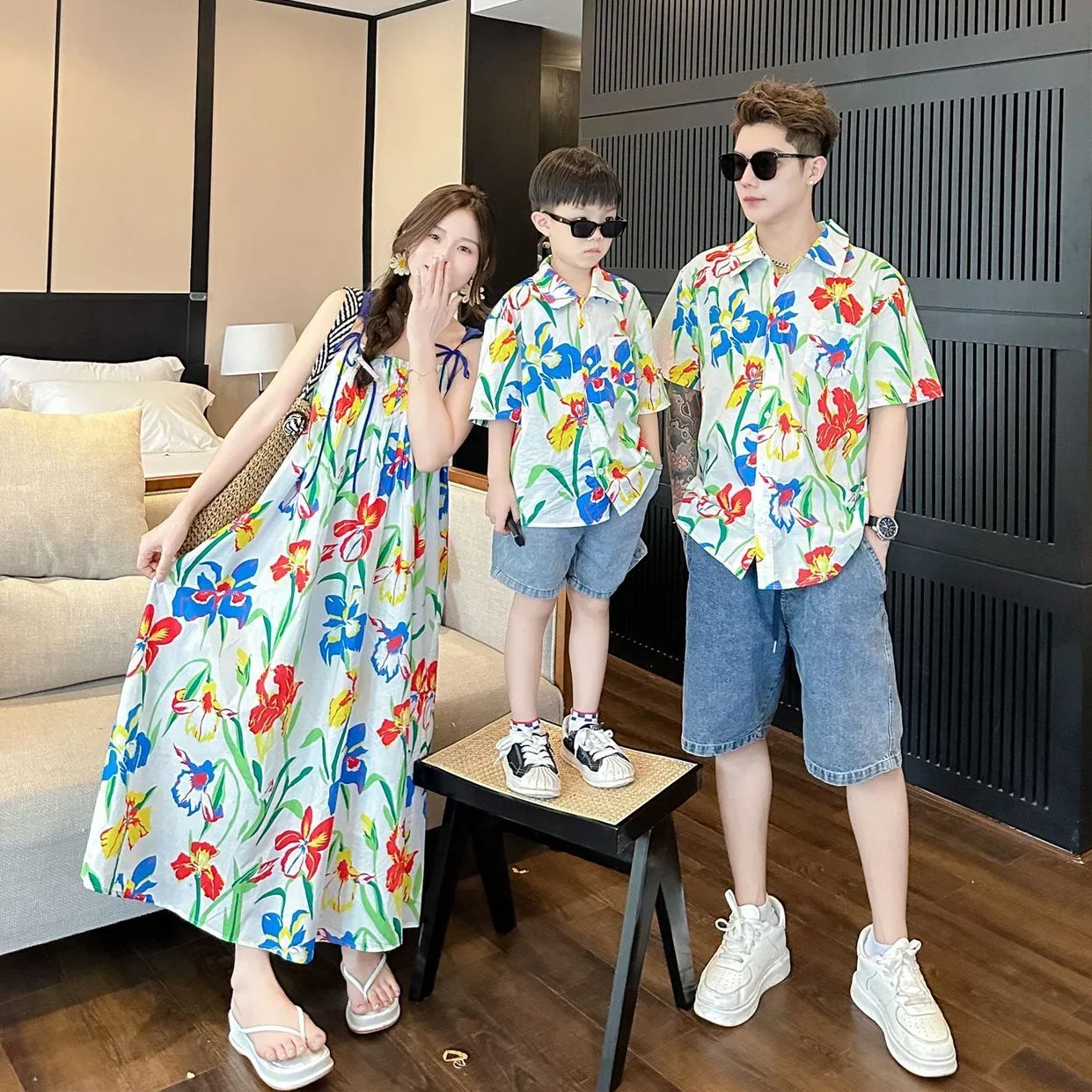 Resort Shirt Floral - Urlaubskleidung Koreanische Mama und Tochter Resort