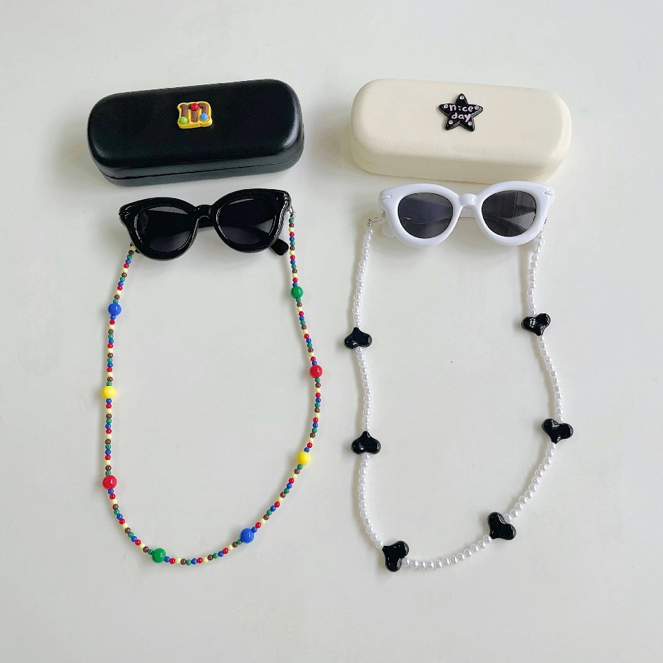 Niedliches Mädchen-Sonnenbrill – Sunglass Retainer Cord Bewertung und Preis